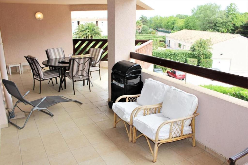 Amiraute Apartment J9 سان سيبريان المظهر الخارجي الصورة